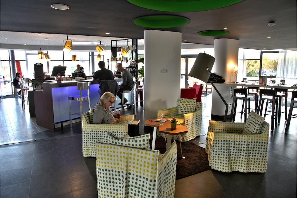 Ibis Styles Nantes Reze Aeroport Hotel Exterior foto