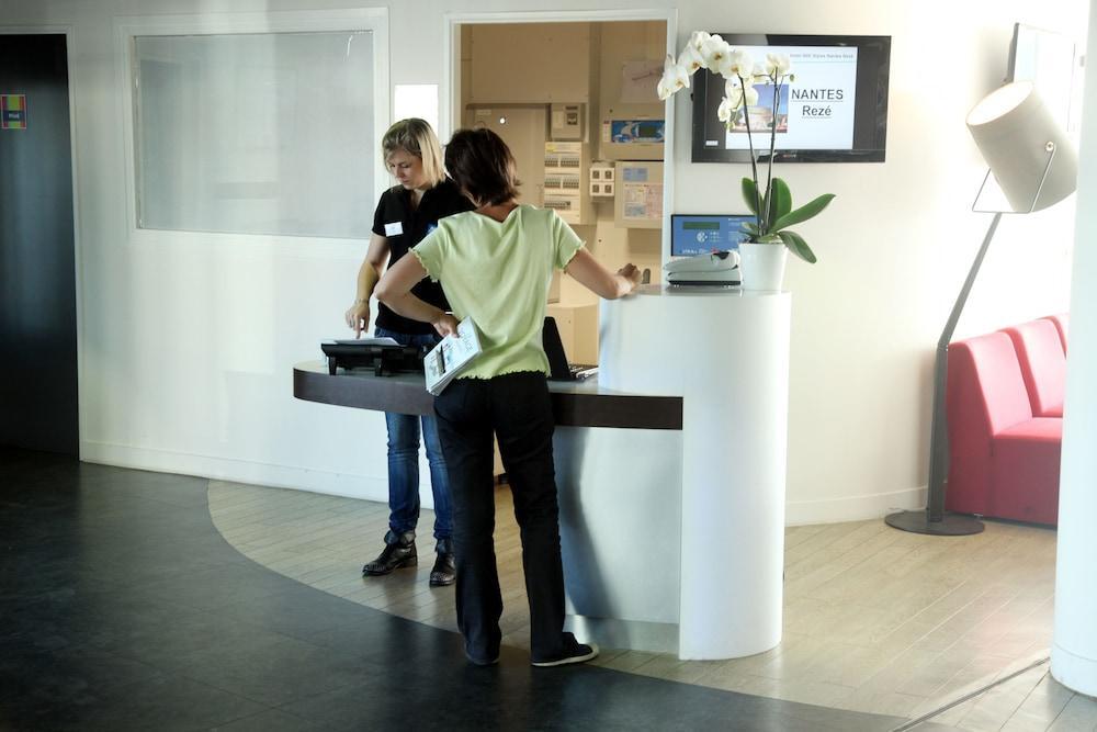 Ibis Styles Nantes Reze Aeroport Hotel Exterior foto